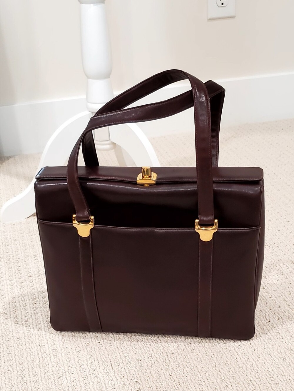 Susan Gail Original Maroon Brown Leather Slim Expandable Travel/Work Bag, EUC